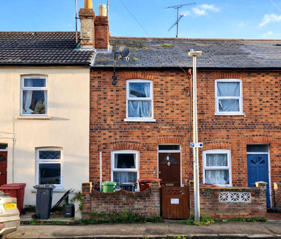 Main image of property: 67 Wolseley Street, Reading, RG1 6AZ