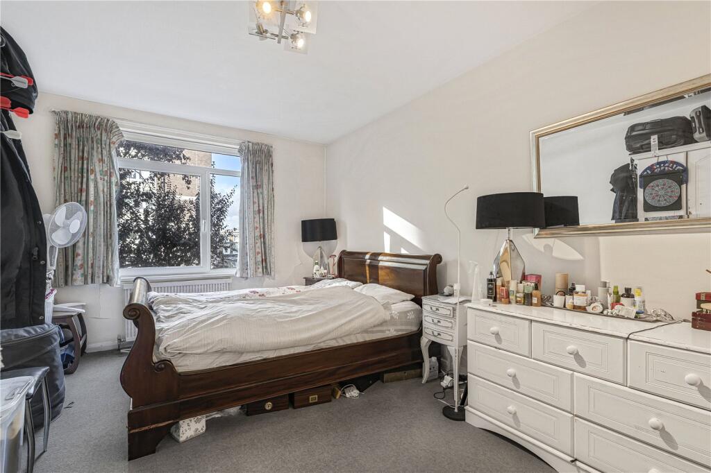 Apartment in London - View 4