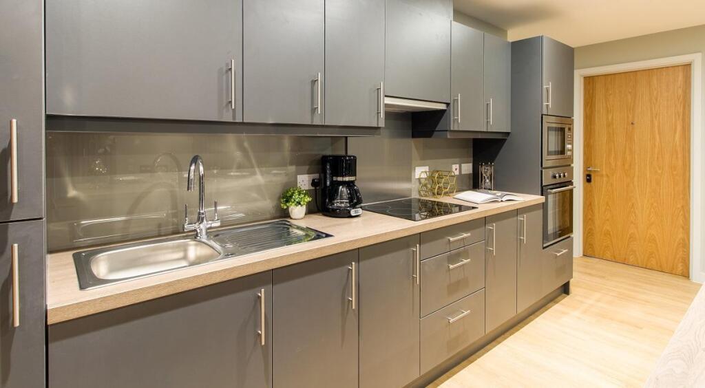 1 bedroom flat share for rent