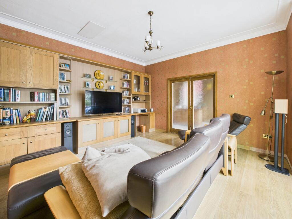 Tavistock Drive, Mapperley Park, Nottingham - View 5