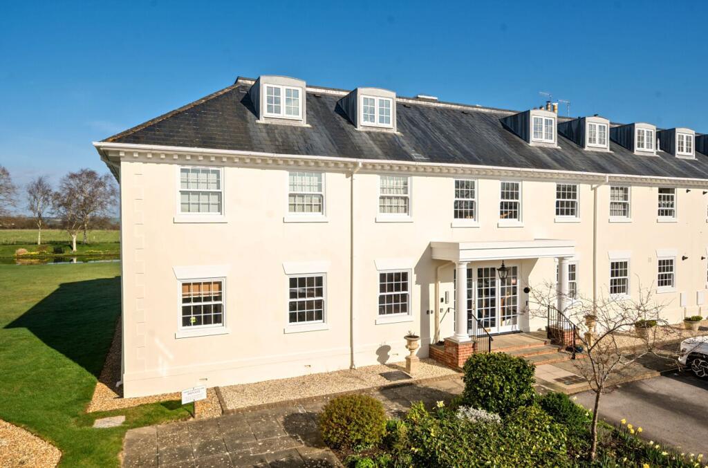 Main image of property: Marchwood, Chichester, PO19