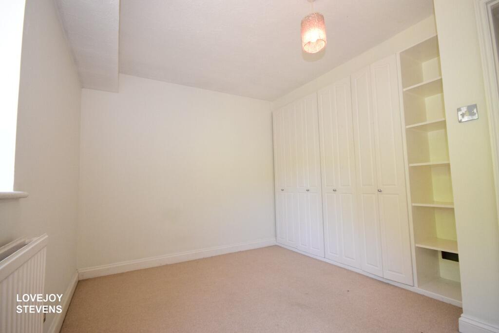 House in Reading - More