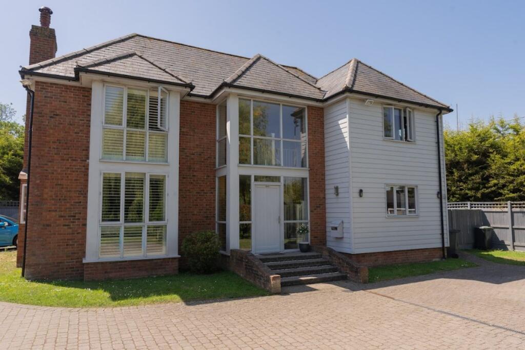 Main image of property: Canterbury Road