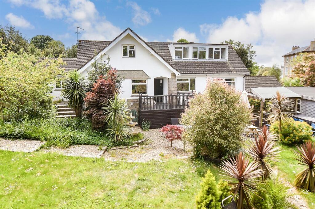 Main image of property: West Hill Road, Ryde, Isle of Wight