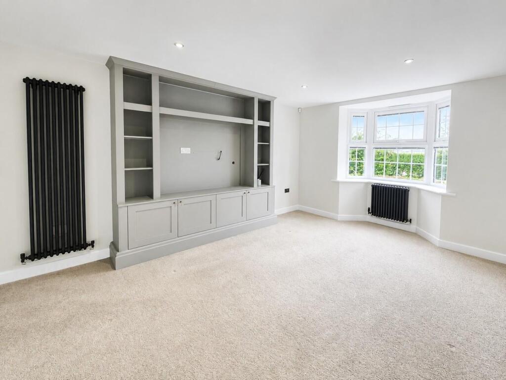 House in Earls Barton - View 4