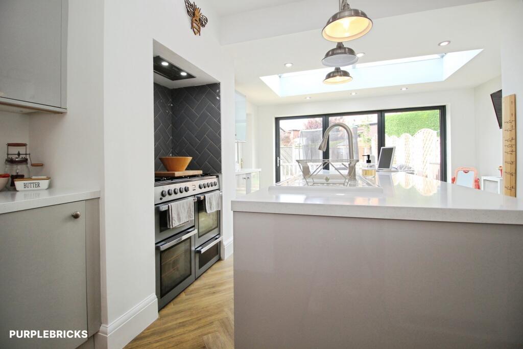 House in Leeds, Rothwell - View 3
