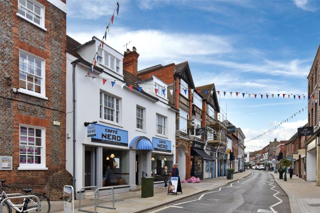 Main image of property: Bell Street, Henley-on-Thames, Oxfordshire, RG9
