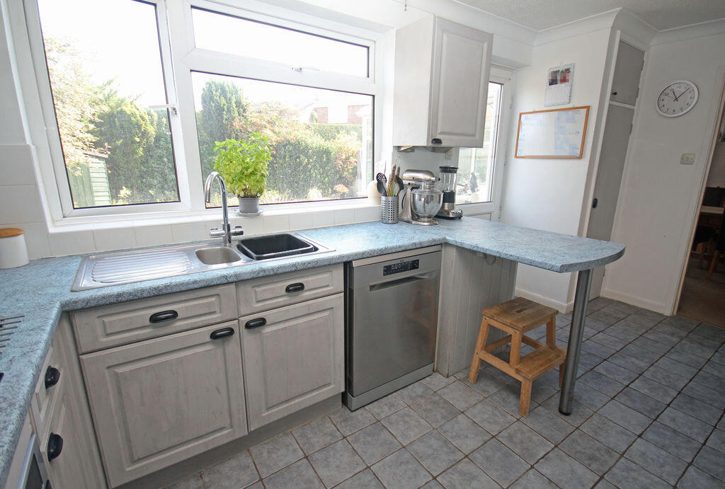 House in Redlynch, Wiltshire - View 3