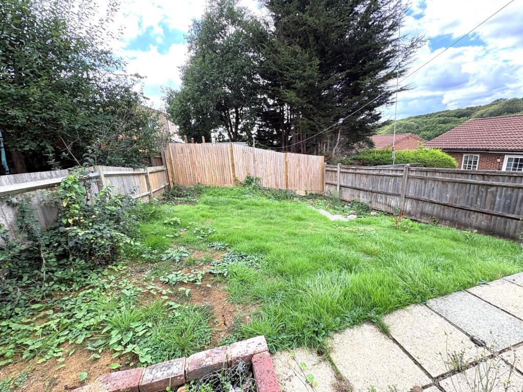 House in Tonbridge - View 4