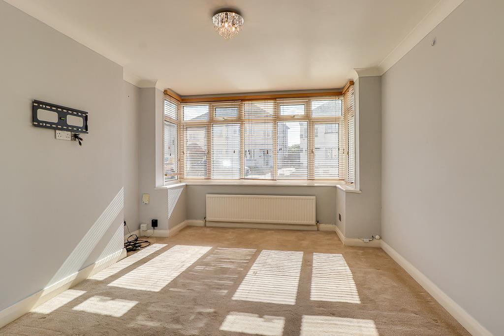 Apartment in Southend-on-Sea, Prittlewell - View 2