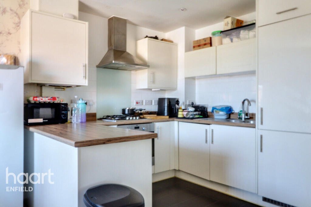 Main image of property: The Cedars, Broxbourne