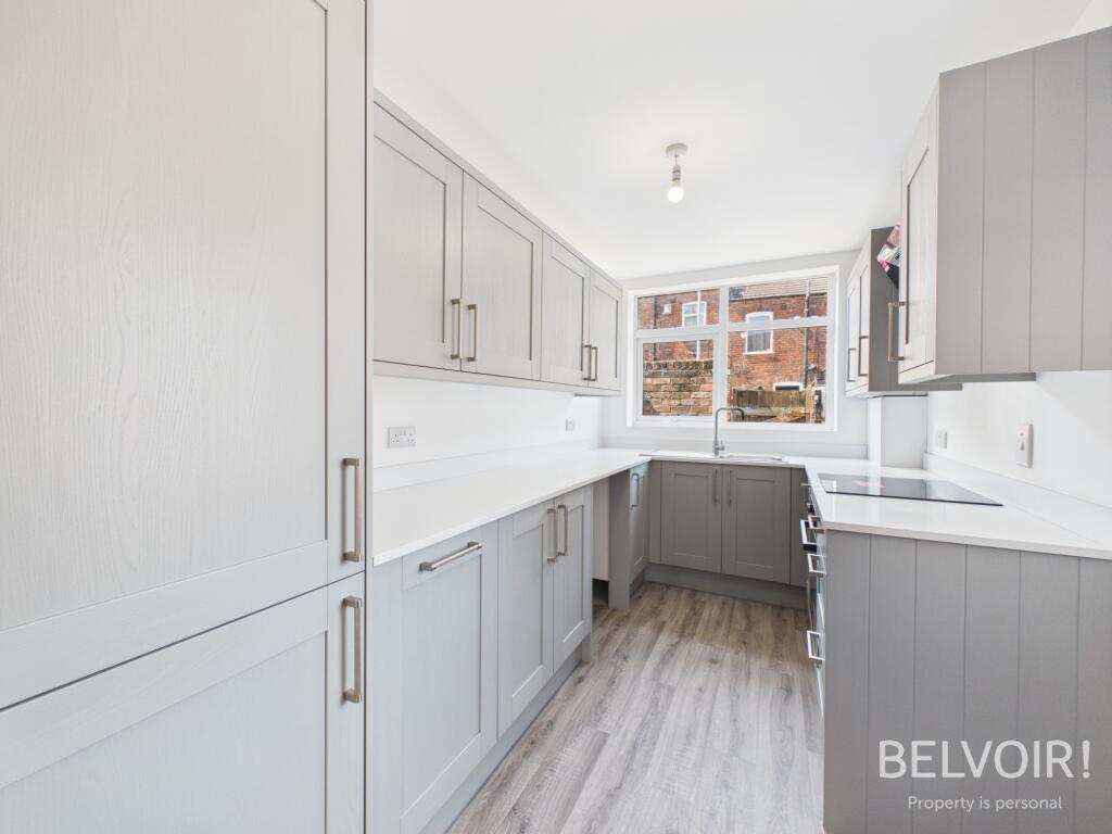 Halsnead Avenue, Whiston, L35 photo 4