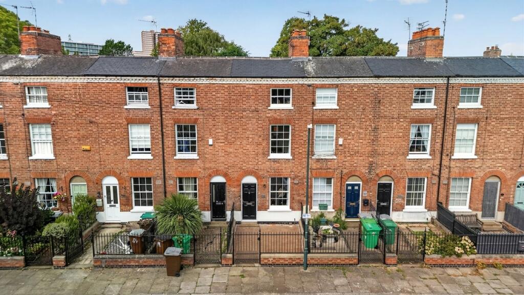 Main image of property: Robin Hood Terrace, Nottingham, NG3