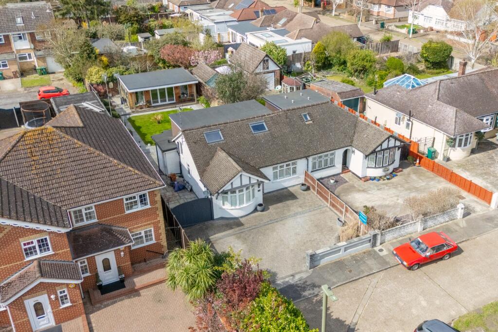 Main image of property: Upper Halliford Road, Shepperton, Surrey, TW17