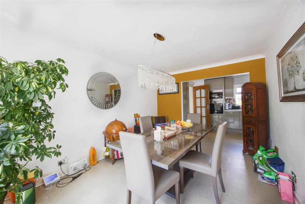 House in London - View 4