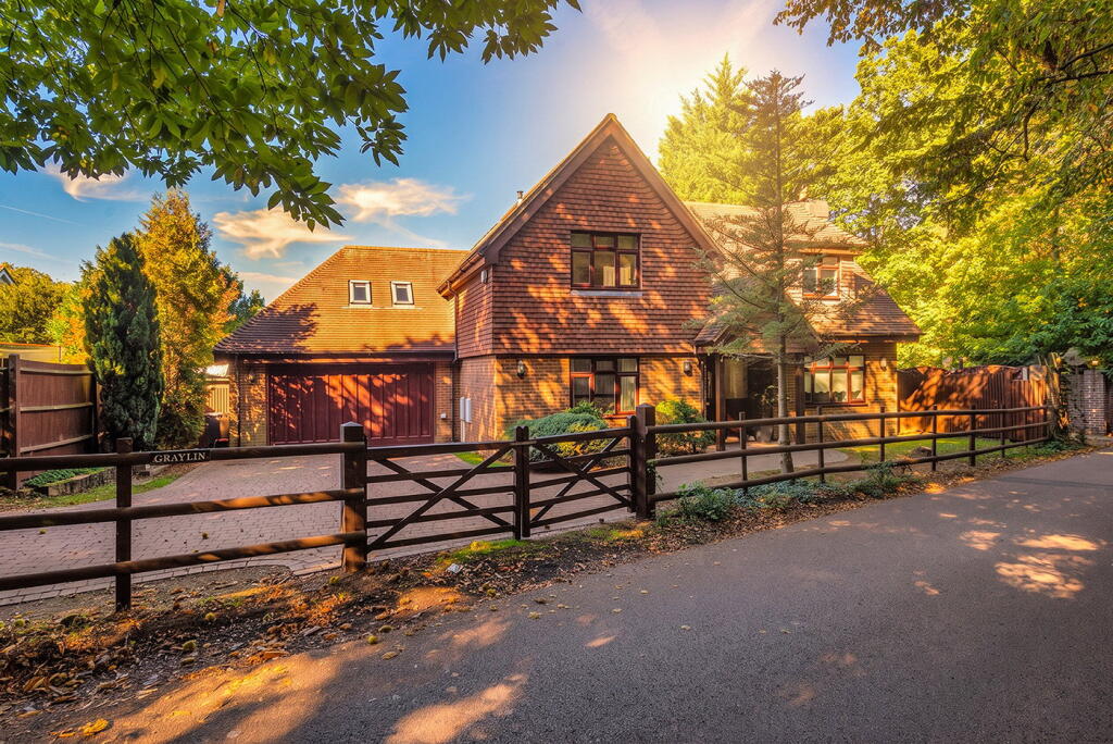 Main image of property: Whitepost Lane, Culverstone, DA13 0TZ