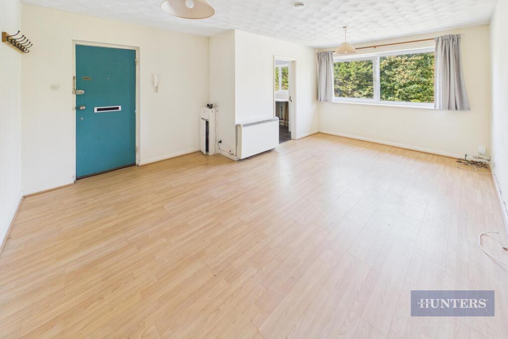 Apartment in Southampton - View 4