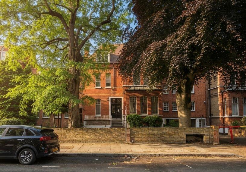 Main image of property: Flat 10, 10A Cambalt Road, Wandsworth, London, SW15 6EW