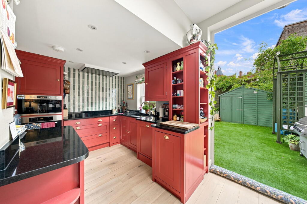 House in London - More