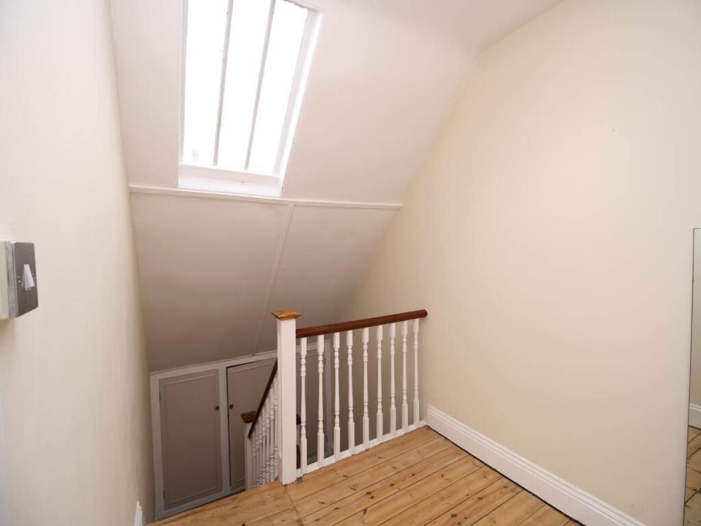 Apartment in Poole, Canford Cliffs - View 3