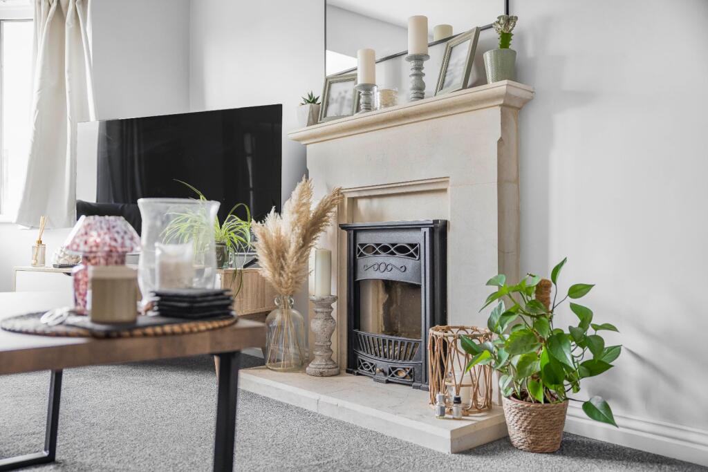 Longtree Close, Tetbury, Gloucestershire, GL8 photo 4