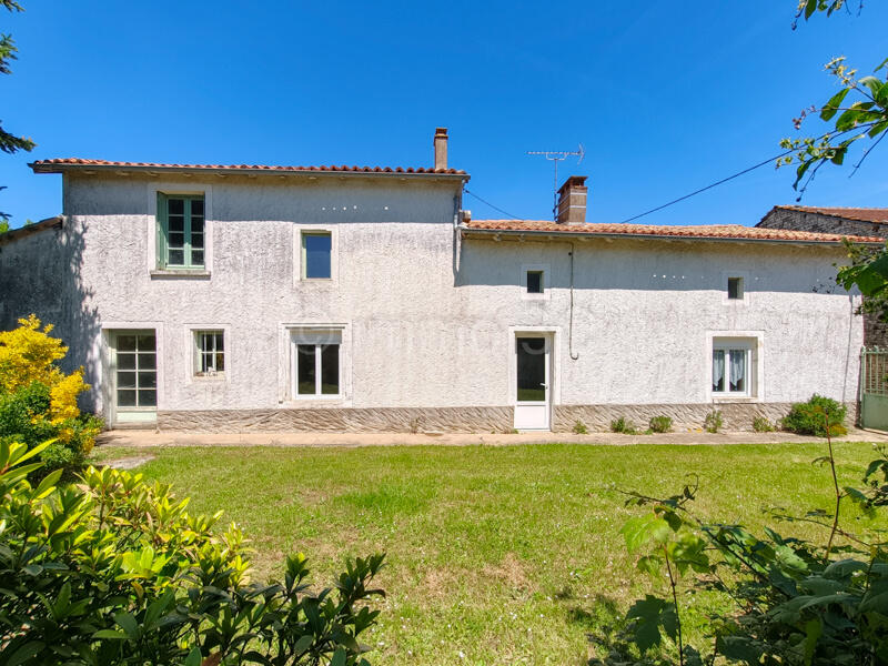 Main image of property: Poitou-Charentes, Charente, Ruffec