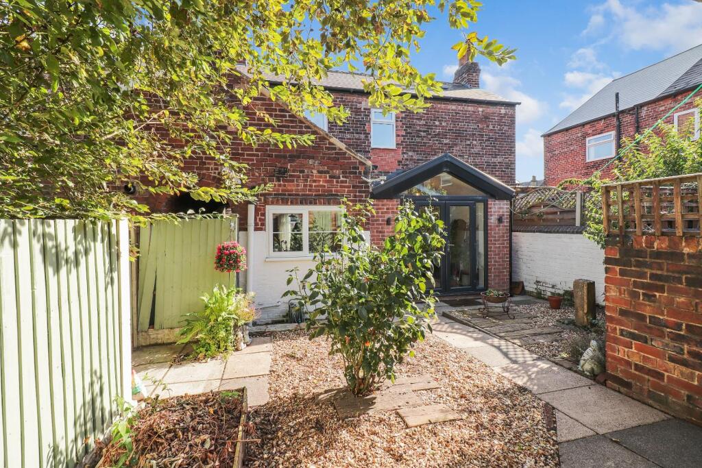 House in Sheffield - View 4