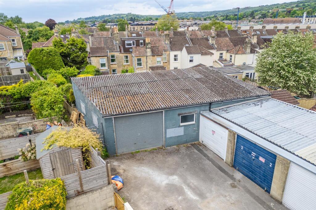 Main image of property: GARAGE / WORKSHOP | OLDFIELD PARK