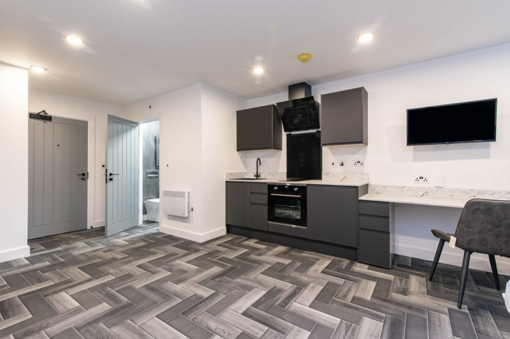 House in Nottingham - View 4