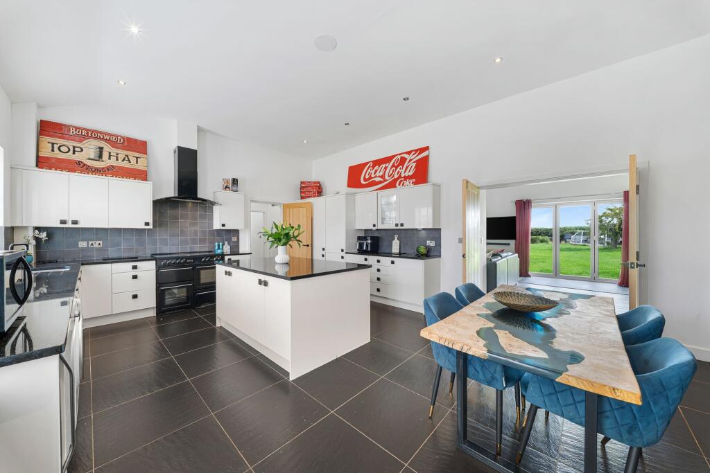 House in Warrington, Burtonwood - View 4