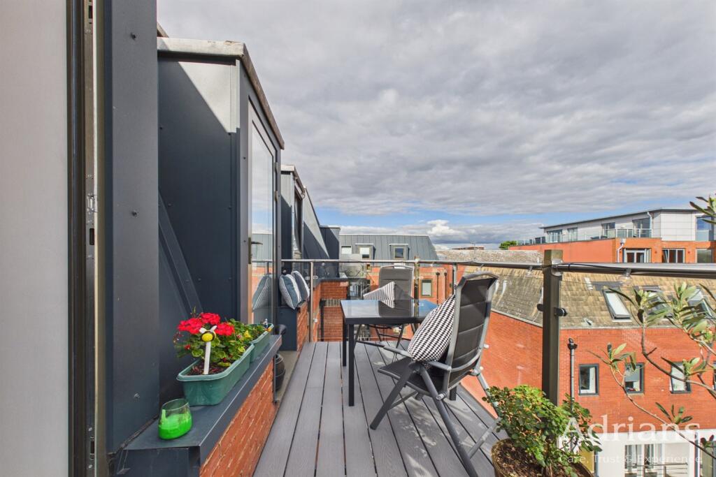 Apartment in Chelmsford, Moulsham - View 5
