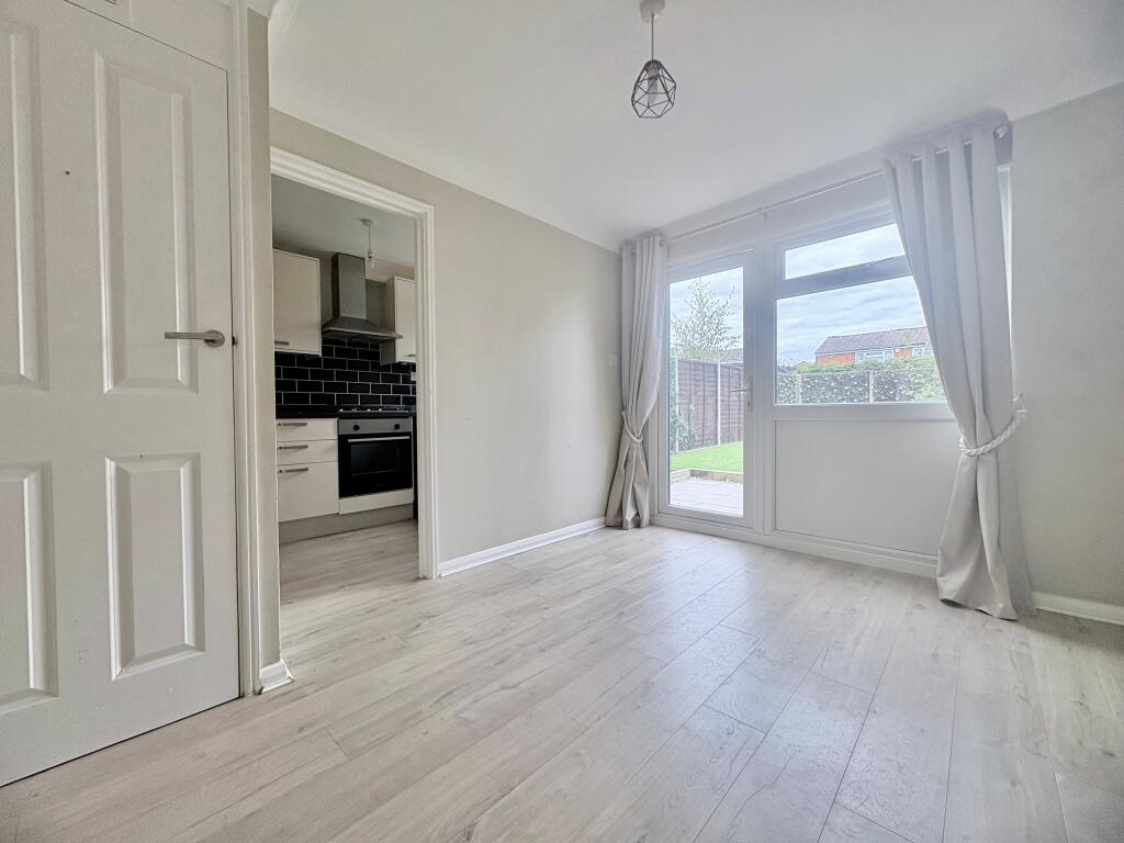 House in Enfield - View 5