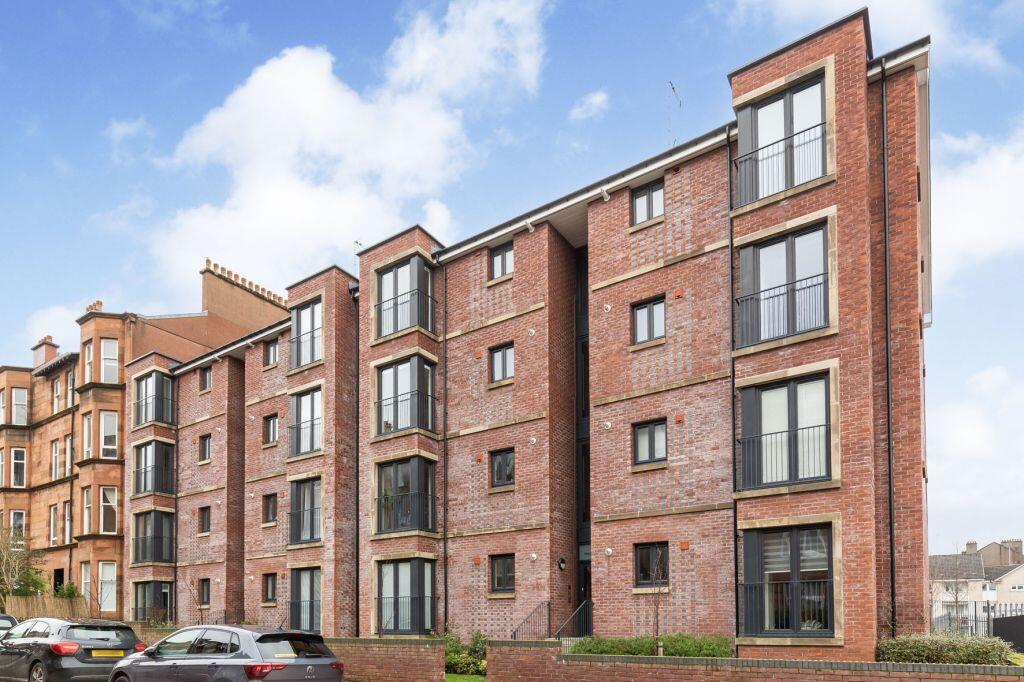 Main image of property: 2/1, 180, Meadowpark Street, Glasgow, G31 2TE