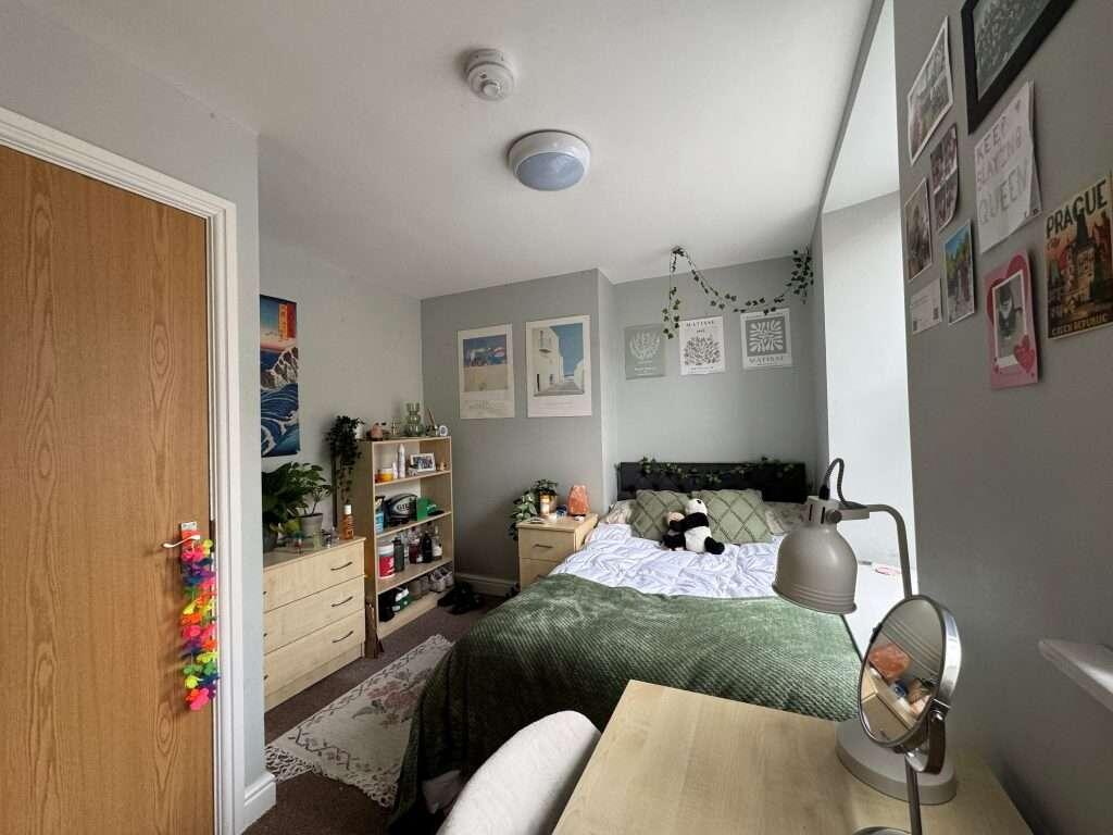 House in Sheffield - View 4