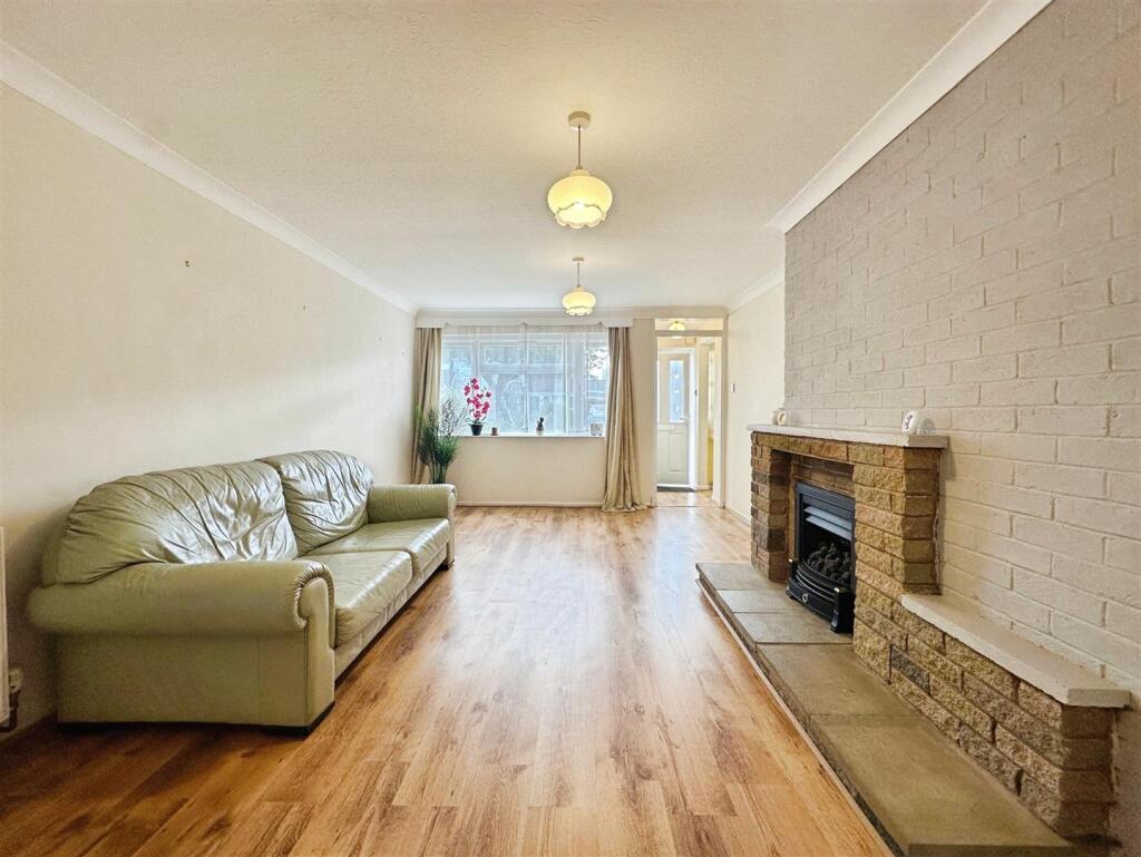 Epping Way, Leamington Spa - View 2