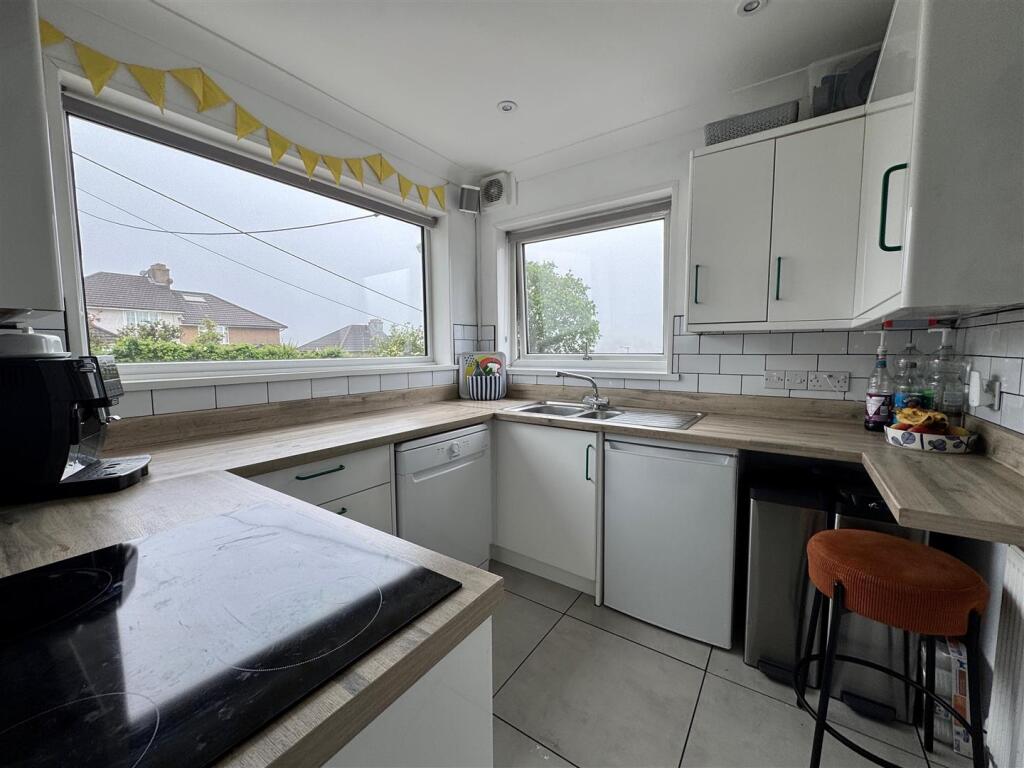 House in Plymouth - View 4