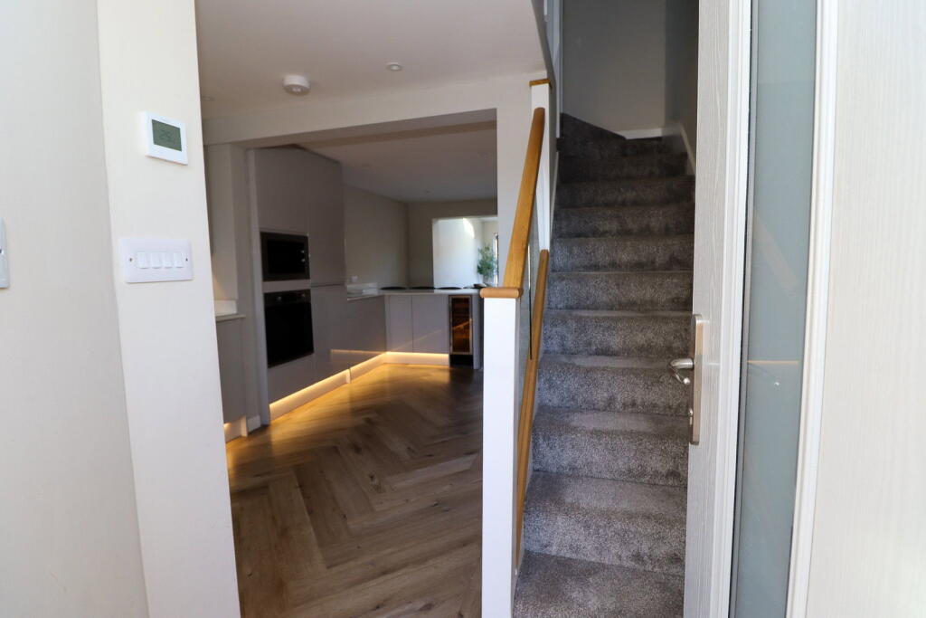 House in Stevenage - View 3