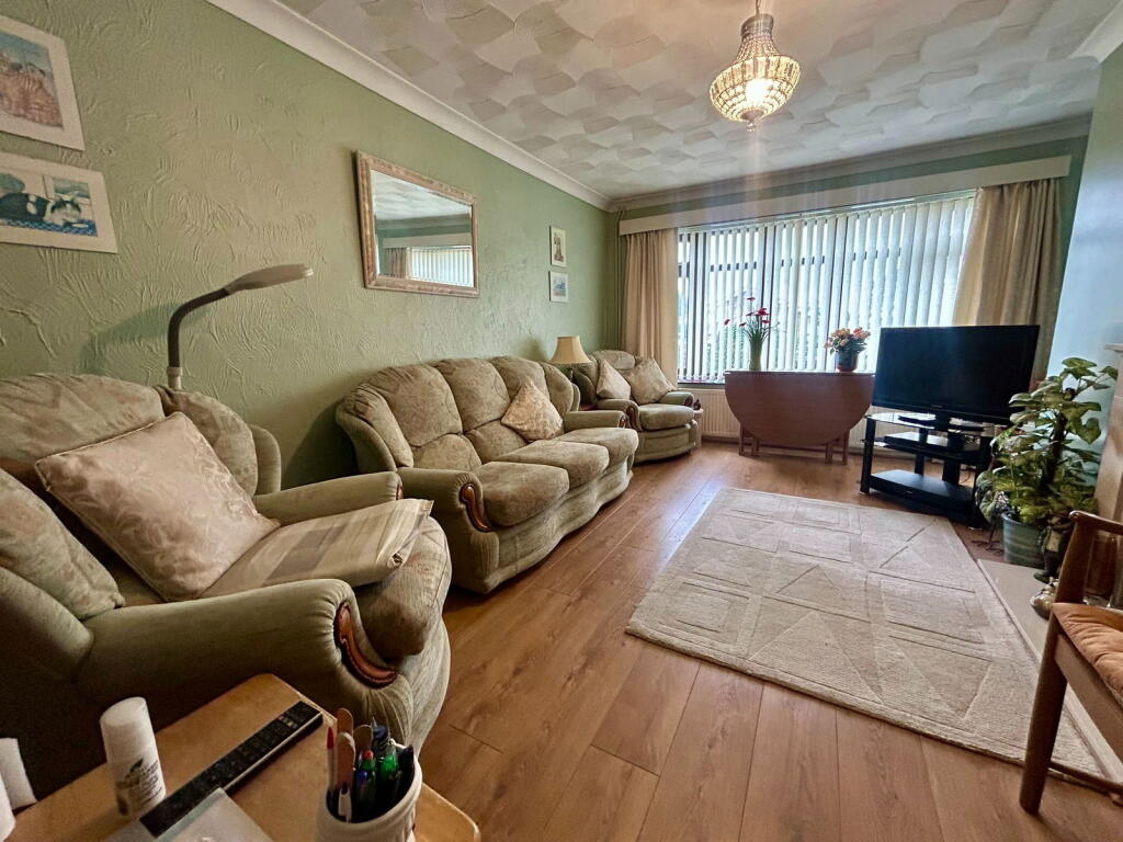 Meadow Way, Carlton Colville, Lowestoft, NR33 8LF photo 2