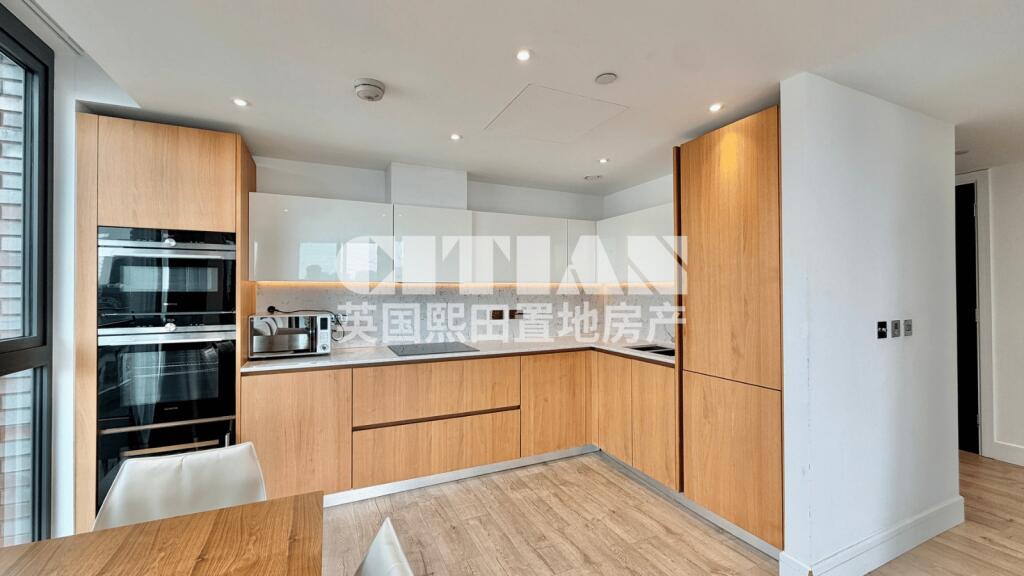 Apartment in London - View 5