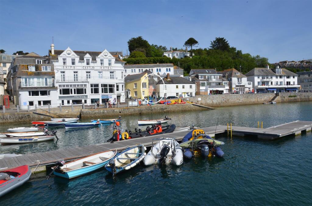 Main image of property: St Mawes | South Cornwall