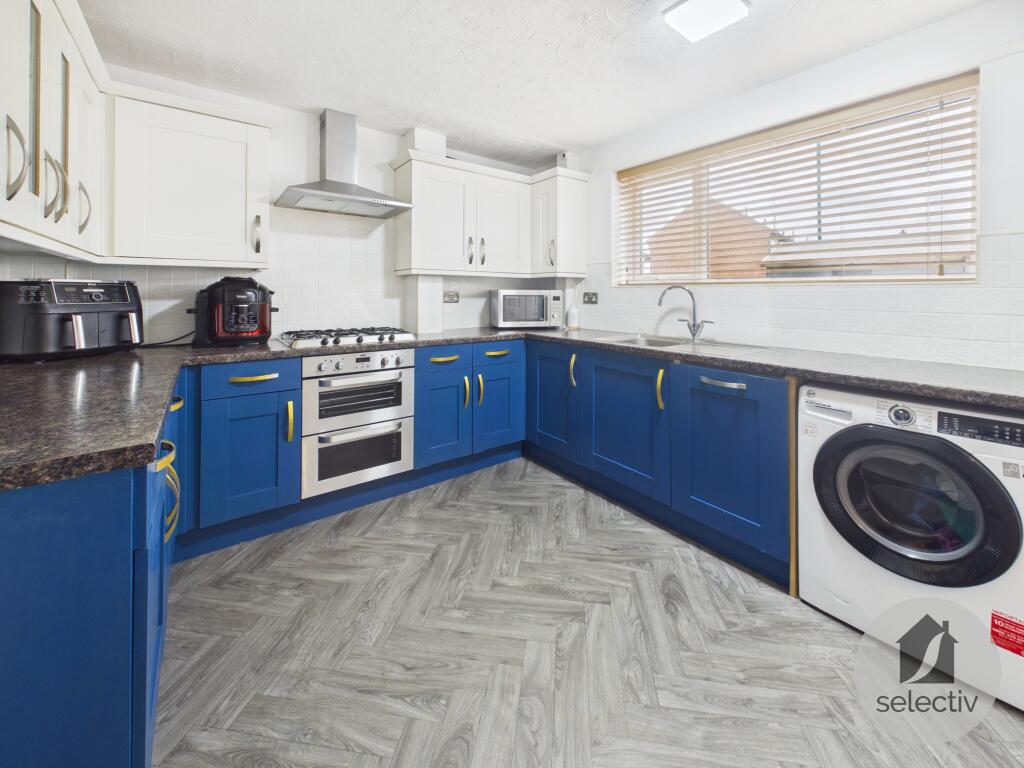 House in Stockton-on-Tees - More