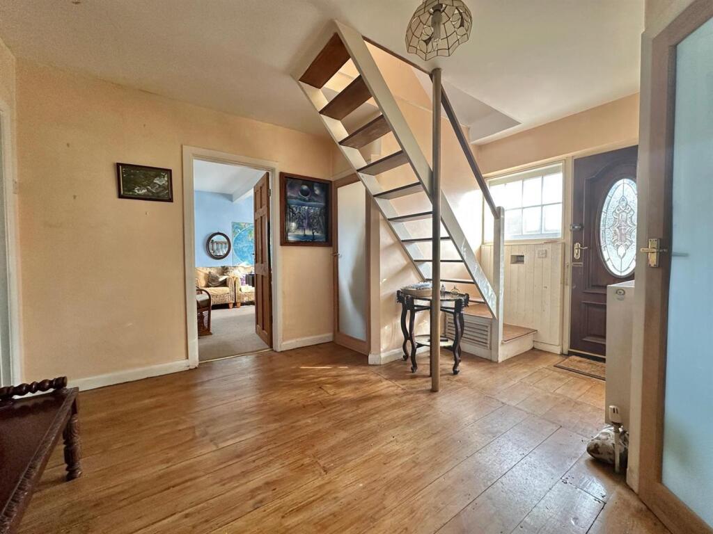 House in Truro - View 3