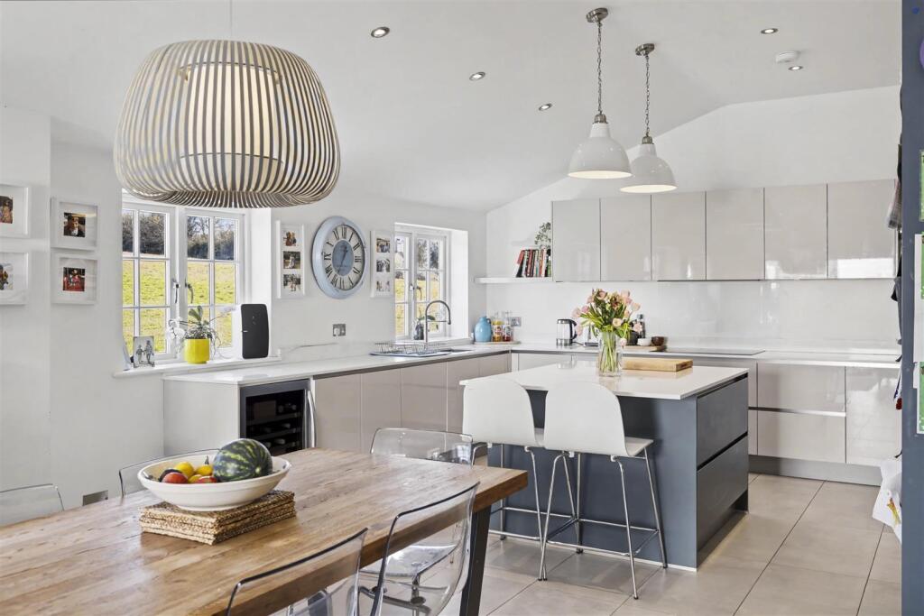House in Uttlesford, Saffron Walden - View 4