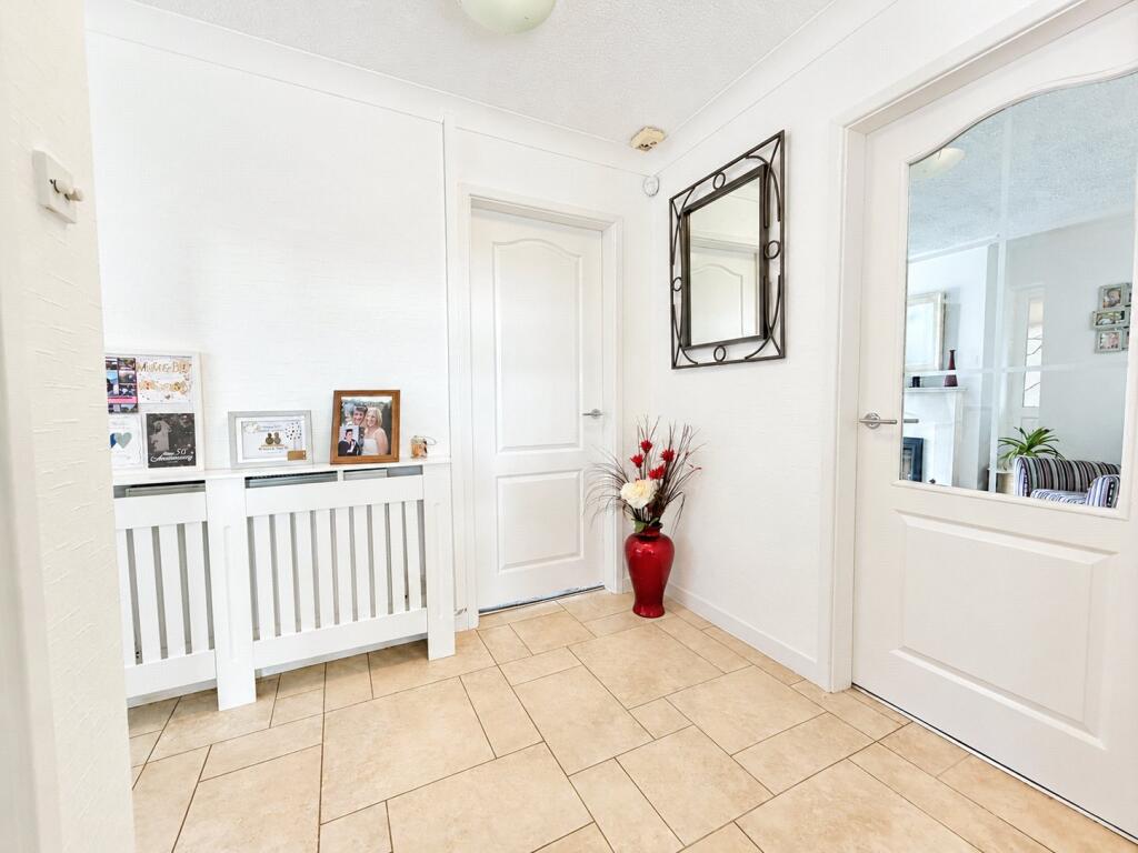Egremont Road, Milnrow, Rochdale, Greater Manchester, OL16 photo 4