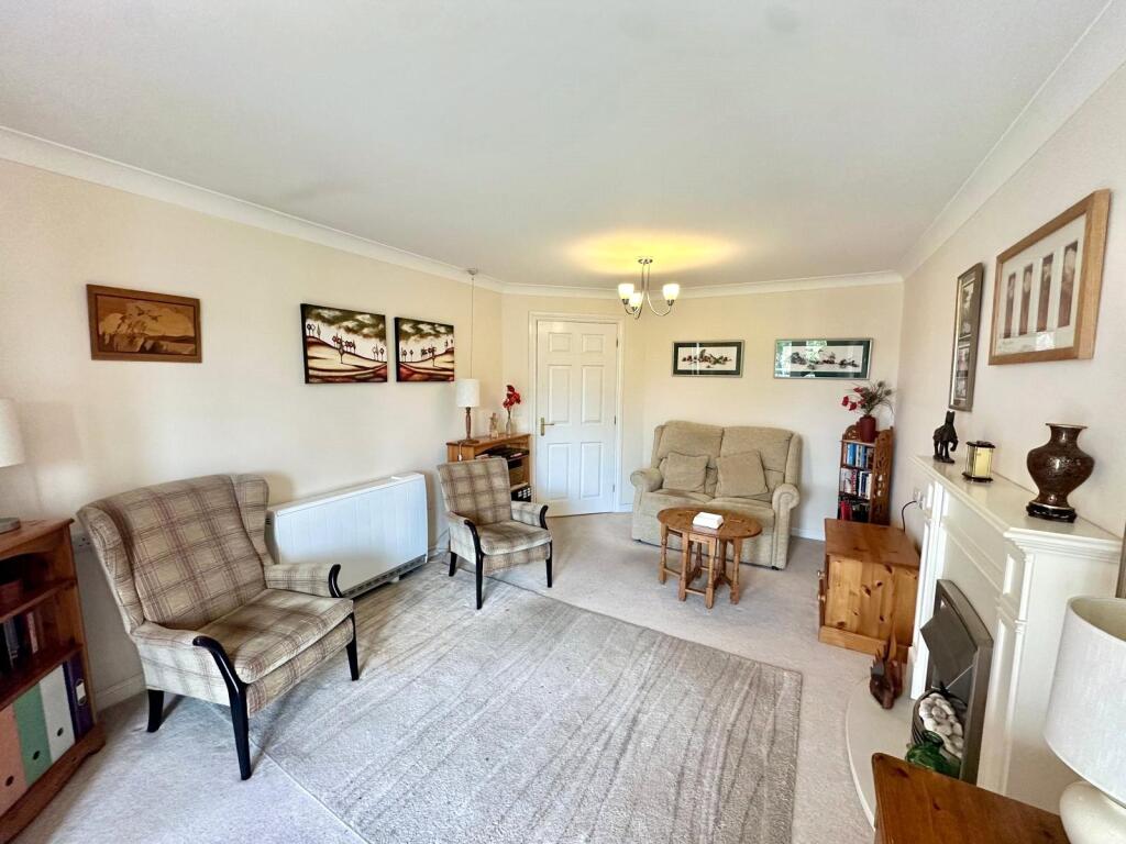 Apartment in York - View 2