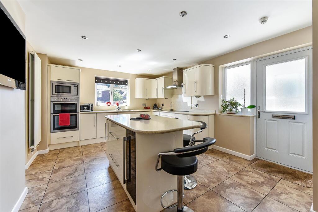 House in East Hampshire, Horndean - View 5