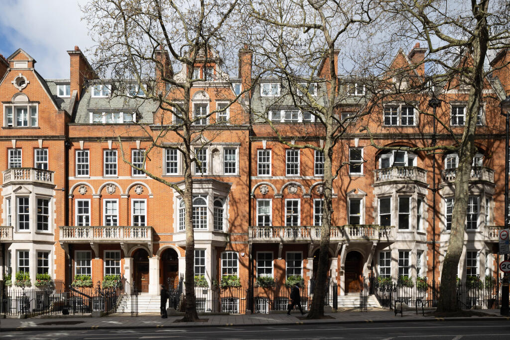 Main image of property: 130-132 Buckingham Palace Road, London, SW1W 9SA