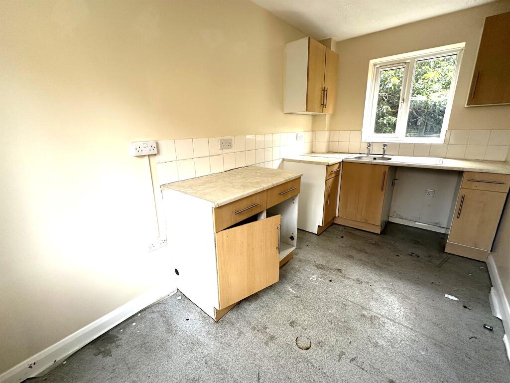 House in Milton Keynes - View 3