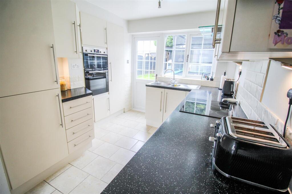House in Harlow, Bush Fair - View 3