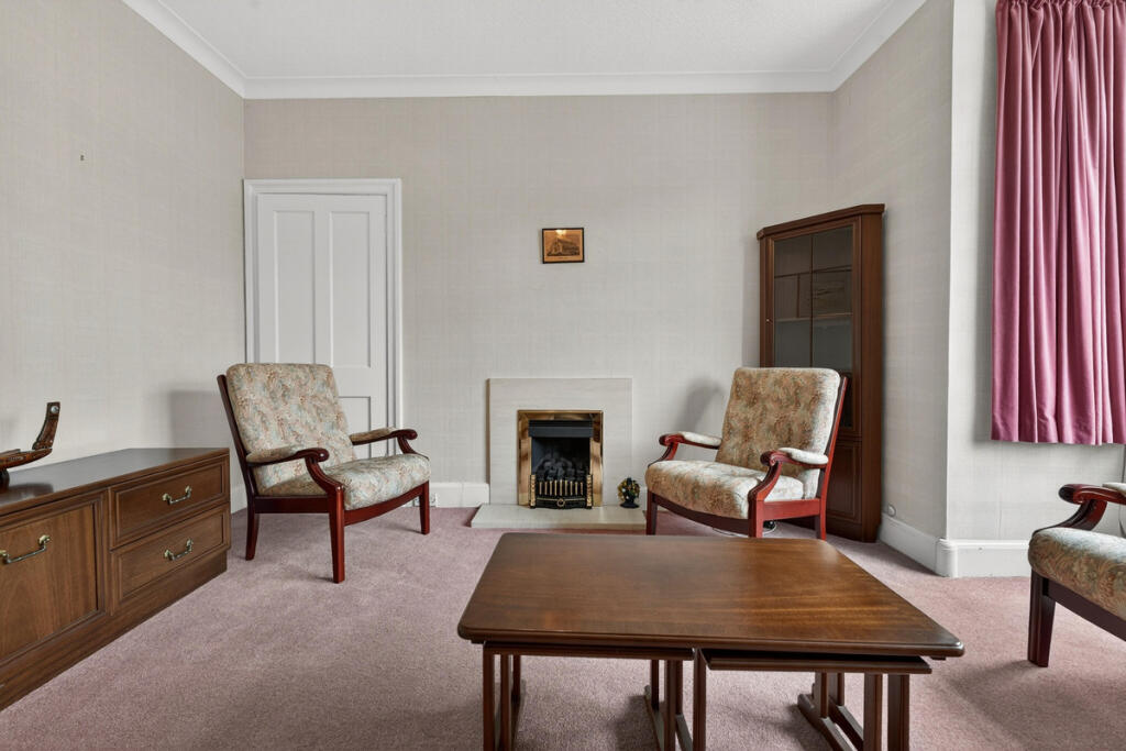 9 Longformacus Road, Edinburgh, EH16 - View 5